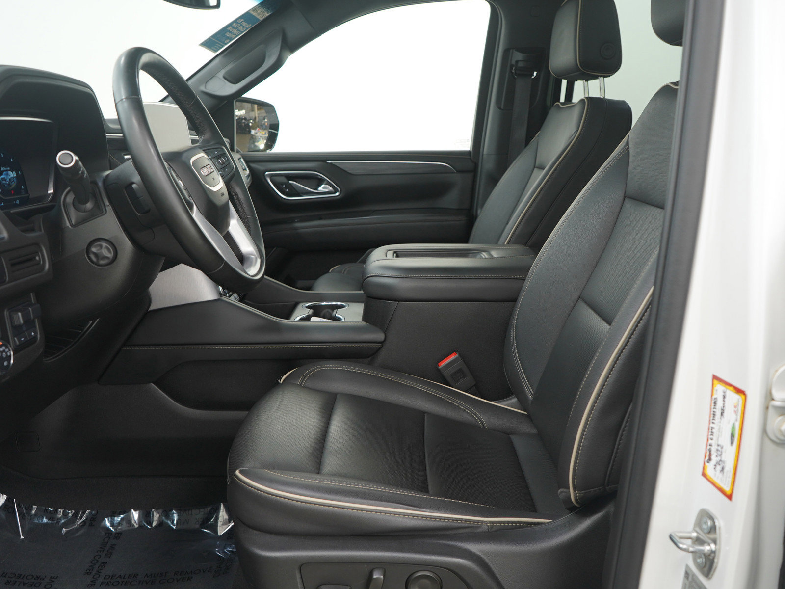 Used 2023 GMC Yukon XL SLT image 26