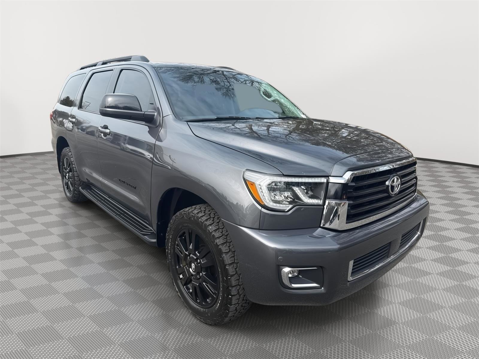 Used 2018 Toyota Sequoia TRD Sport video 3