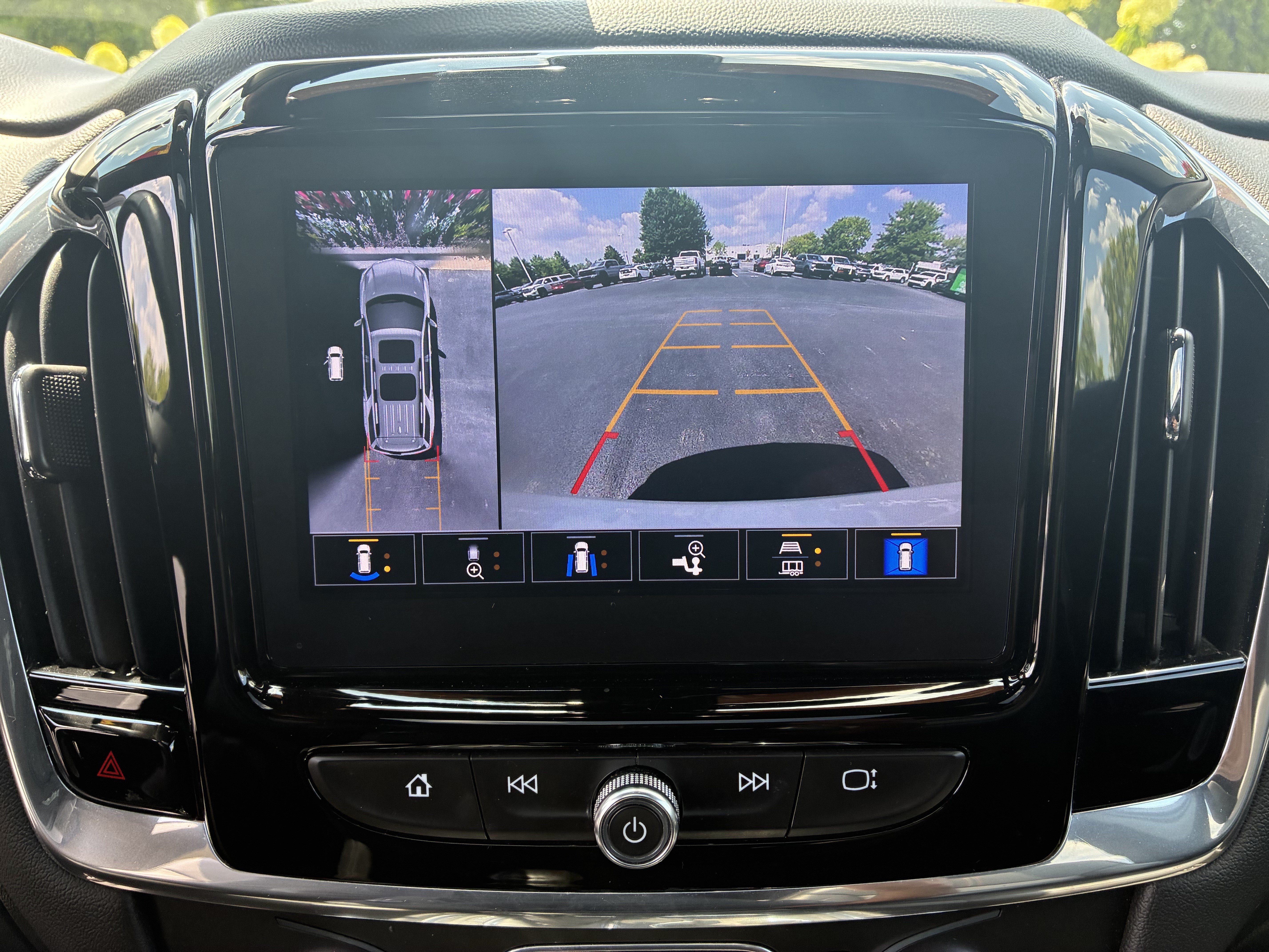 Used 2022 Chevrolet Traverse RS AWD/4WD image 36