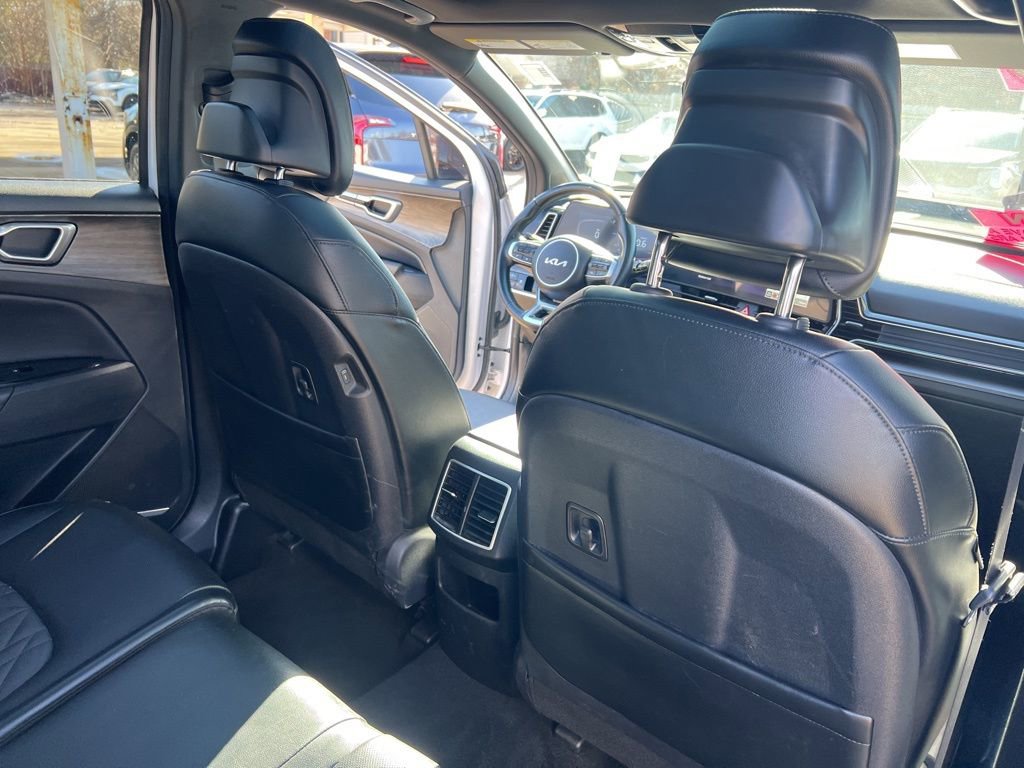 Certified 2023 Kia Sportage X-Line w/ X-Line Premium Package image 16