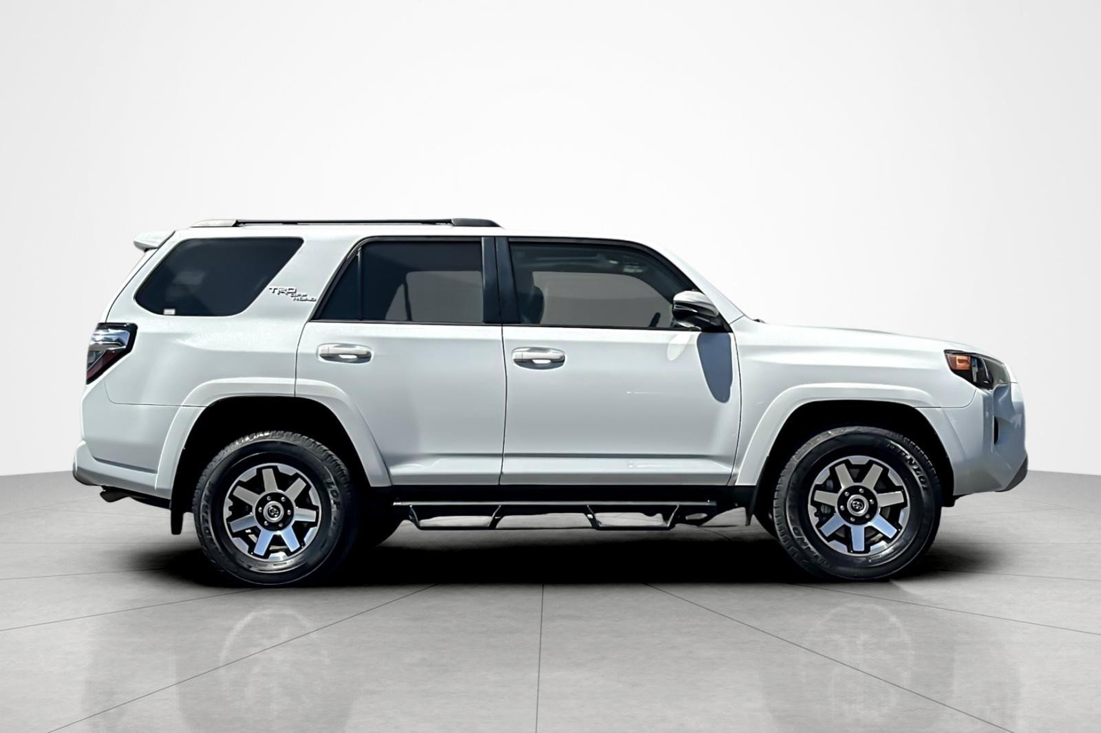 Used 2023 Toyota 4Runner TRD Off-Road Premium w/ Moonroof Package AWD/4WD image 6