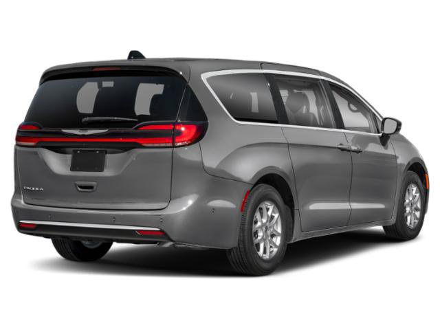 Used 2025 Chrysler Pacifica Select FWD image 2