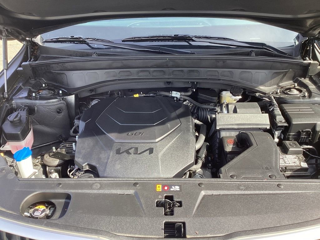 Certified 2024 Kia Telluride LX image 27