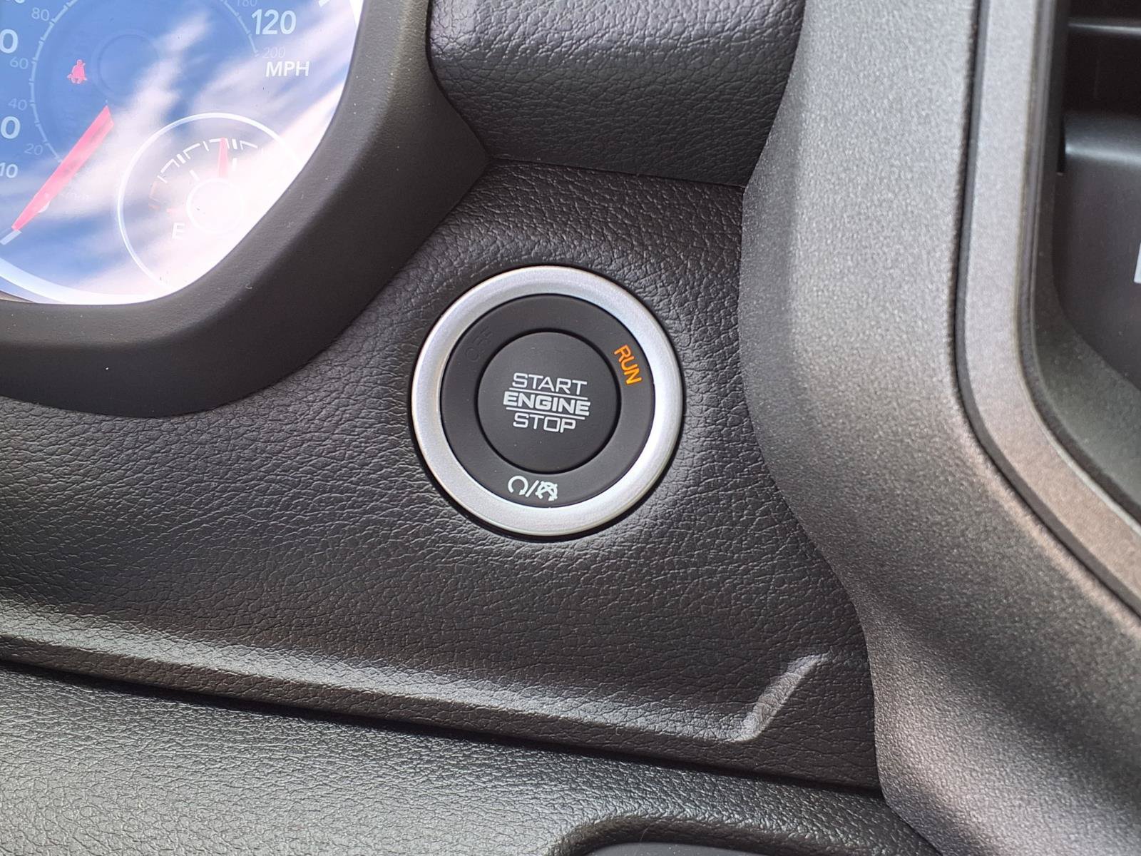 New 2027 RAM 1500 Express AWD/4WD image 12