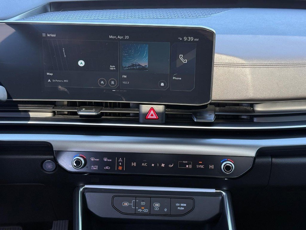 Used 2025 Kia Carnival SX Prestige image 14