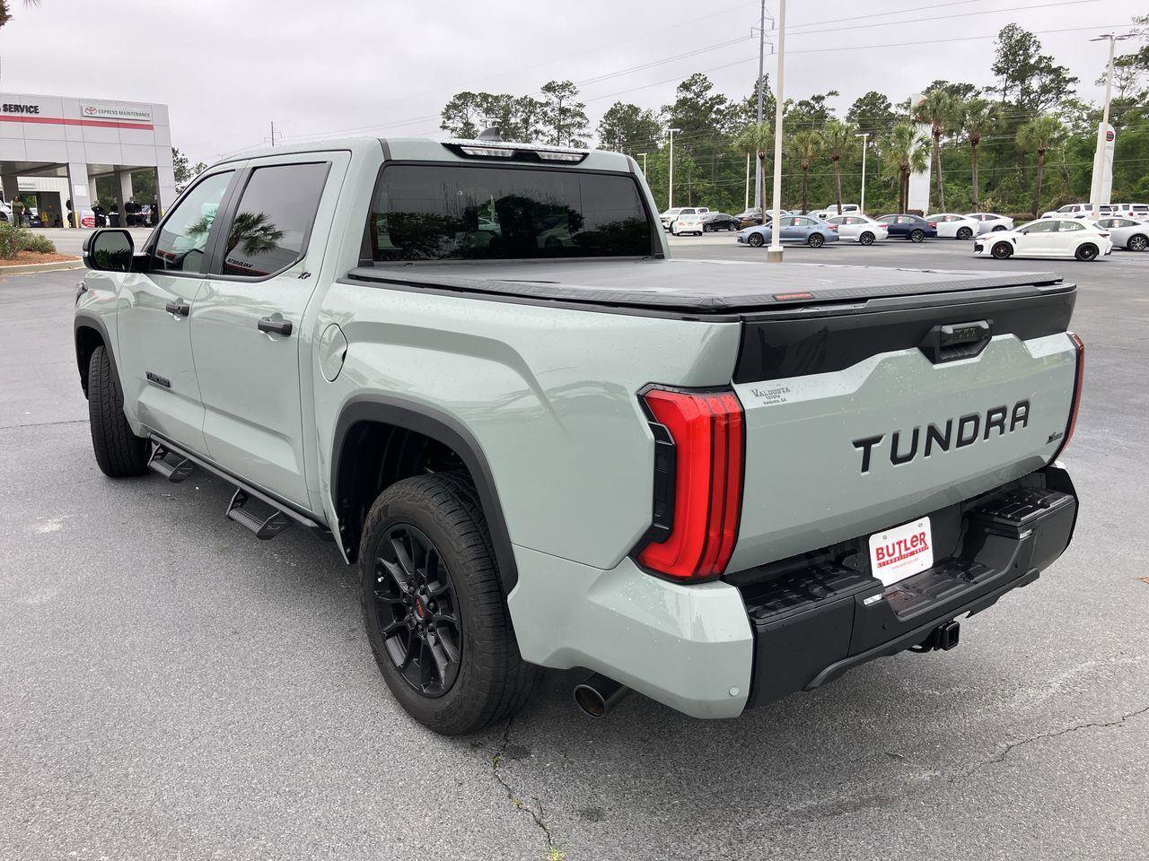 Used 2024 Toyota Tundra SR5 w/ SR5 Convenience Package RWD image 3