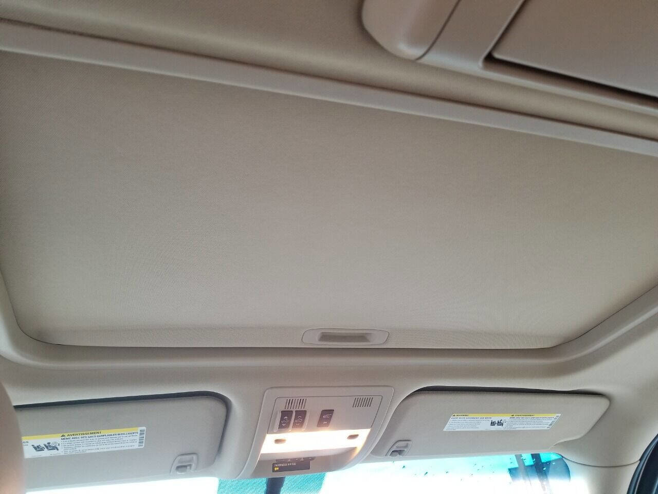 Used 2011 Cadillac Escalade ESV Luxury image 13