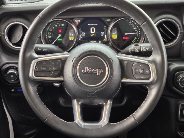 Used 2023 Jeep Wrangler Unlimited Sahara w/ Cold Weather Group AWD/4WD image 29