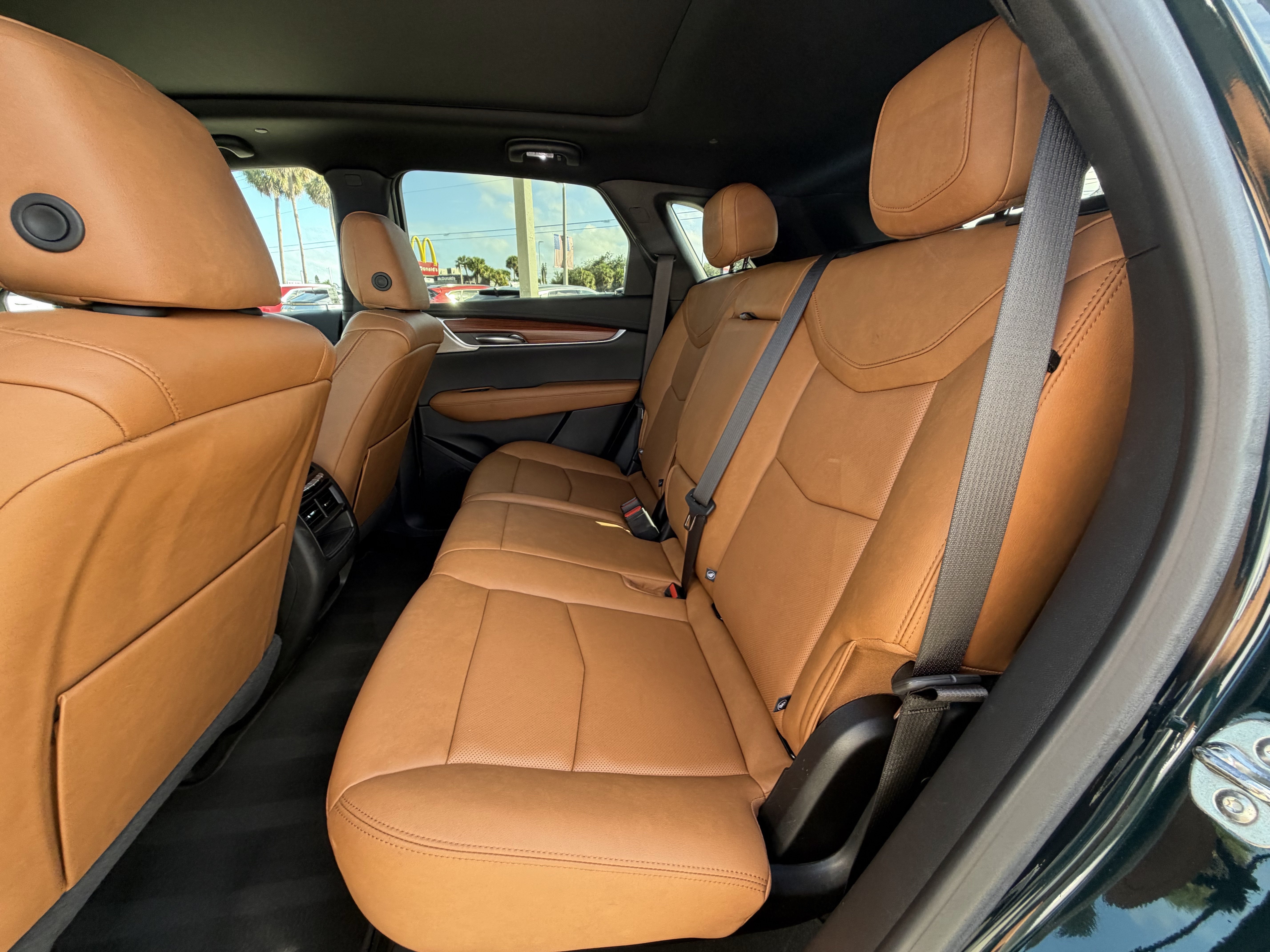 Certified 2024 Cadillac XT5 Premium Luxury w/ Technology Package FWD image 15