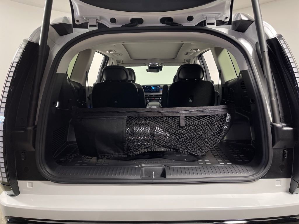 New 2026 Hyundai Ioniq 9 Limited image 10