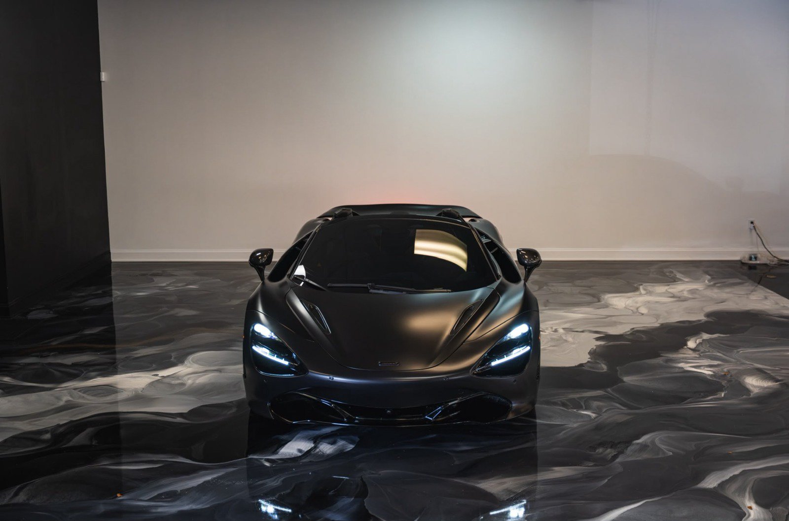 Used 2020 McLaren 720S Performance RWD image 4