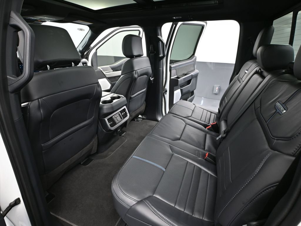 Used 2025 Ford F250 Platinum image 40