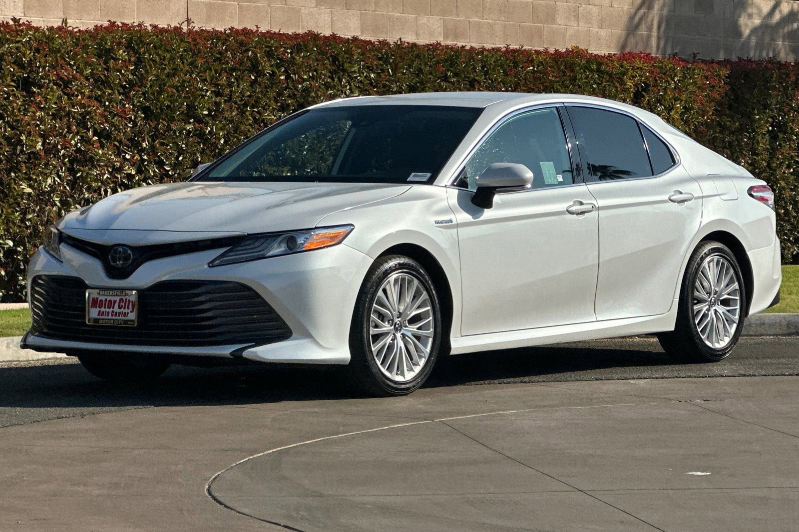 Used 2020 Toyota Camry XLE image 8