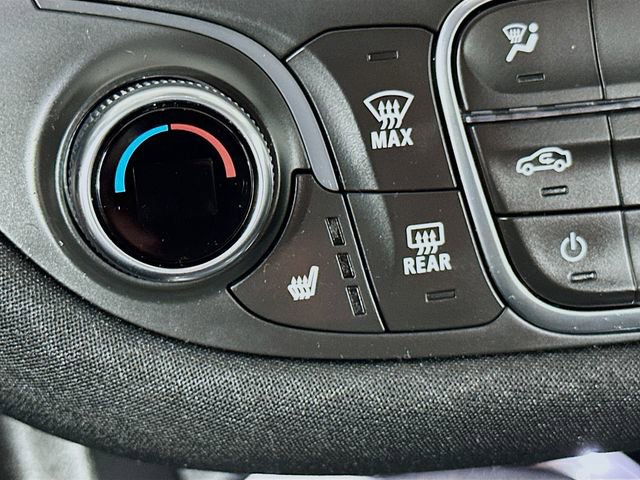 Used 2024 Chevrolet Malibu LT image 18