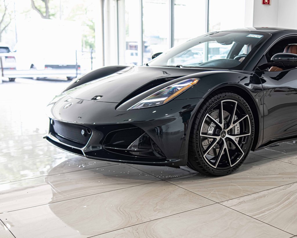 New 2025 Lotus Emira image 4