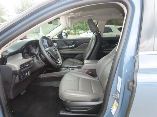 Certified 2024 Lincoln Corsair FWD w/ Equipment Group 101A image 24