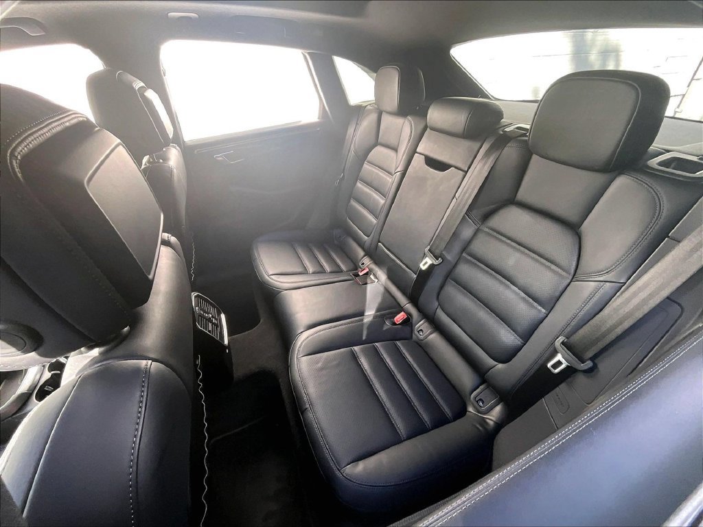Certified 2023 Porsche Macan GTS AWD/4WD image 22