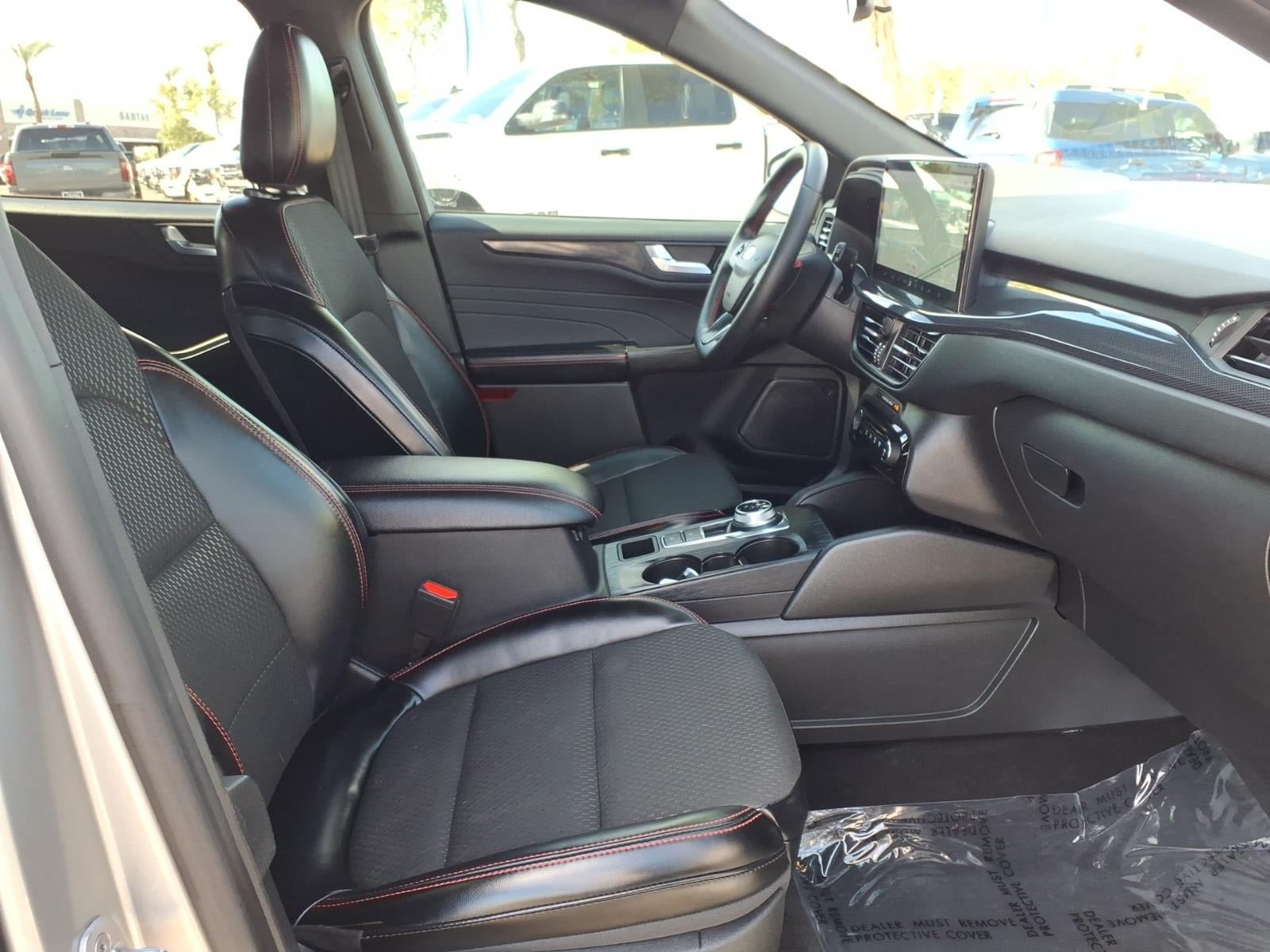 Certified 2024 Ford Escape ST-Line w/ Tech Pack #1 FWD image 11