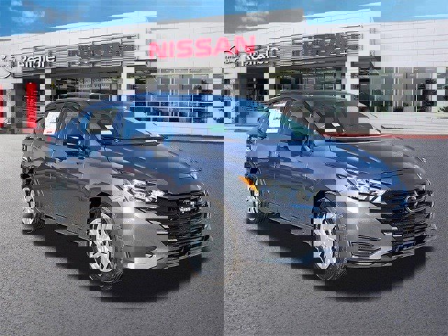 New 2025 Nissan Versa S image 1