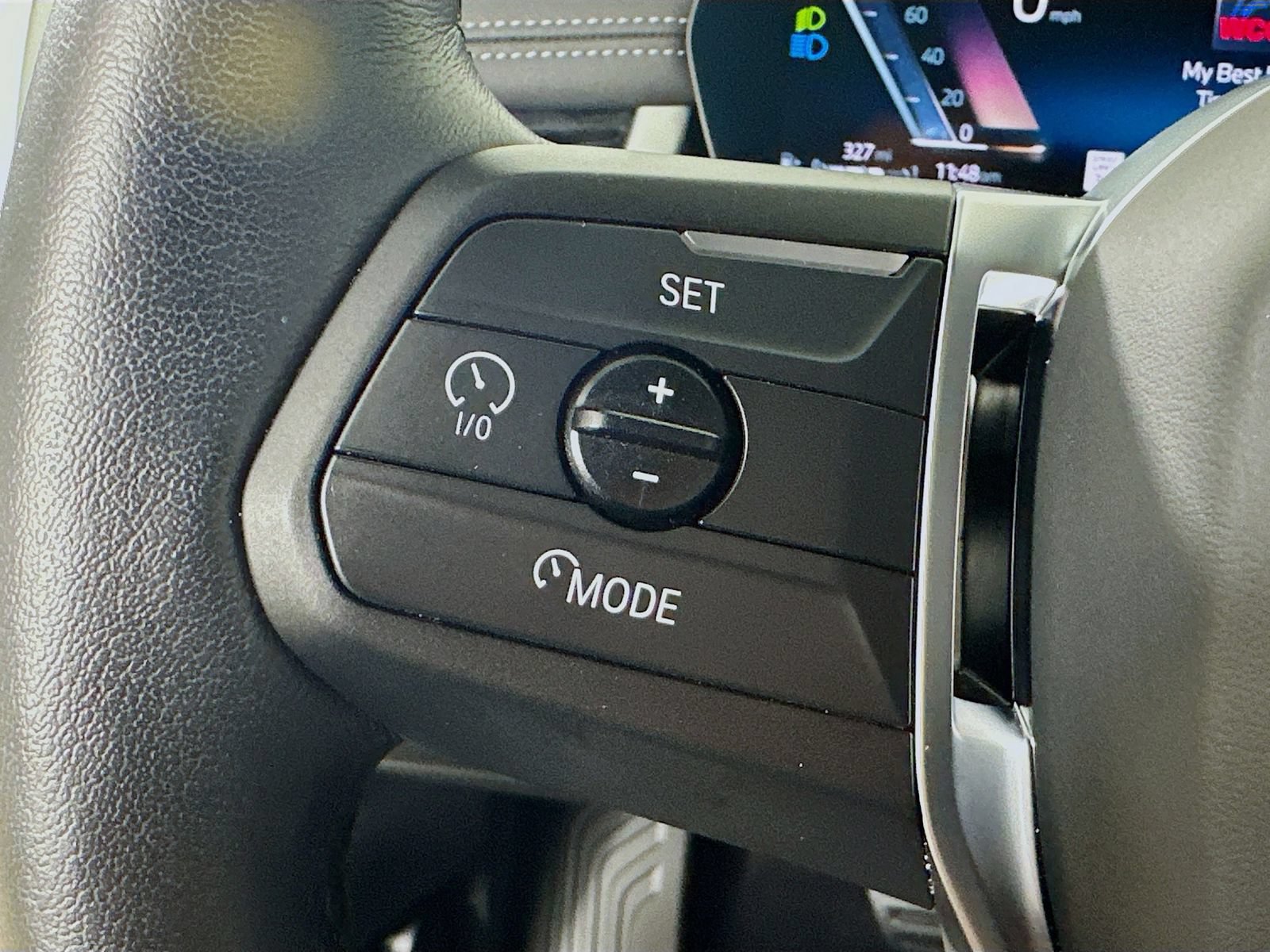 Used 2025 BMW X1 xDrive28i AWD/4WD image 18