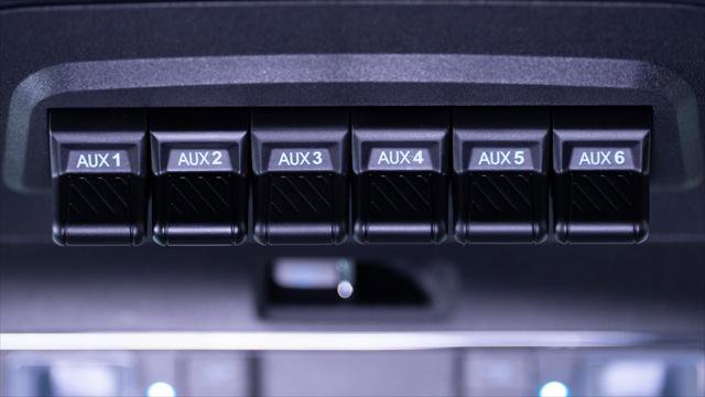 Used 2024 Ford F150 Lariat w/ FX4 Off-Road Package image 31