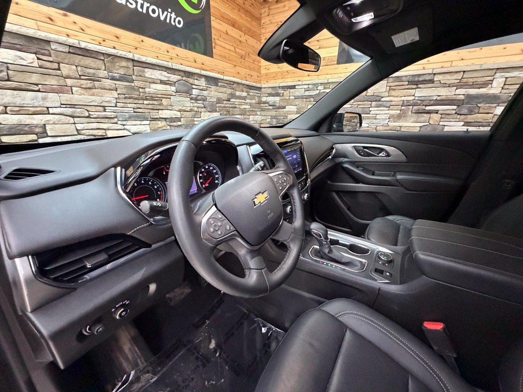 Used 2023 Chevrolet Traverse LT w/ LPO, Floor Liner Package AWD/4WD image 26