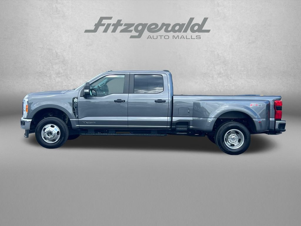 Used 2023 Ford F350 XL w/ 360-Degree Camera Package AWD/4WD image 5