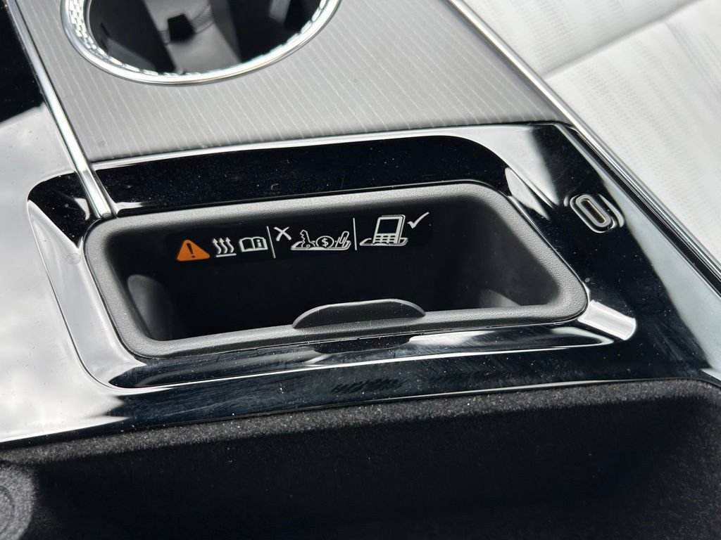 Used 2025 Cadillac Lyriq Sport RWD image 36