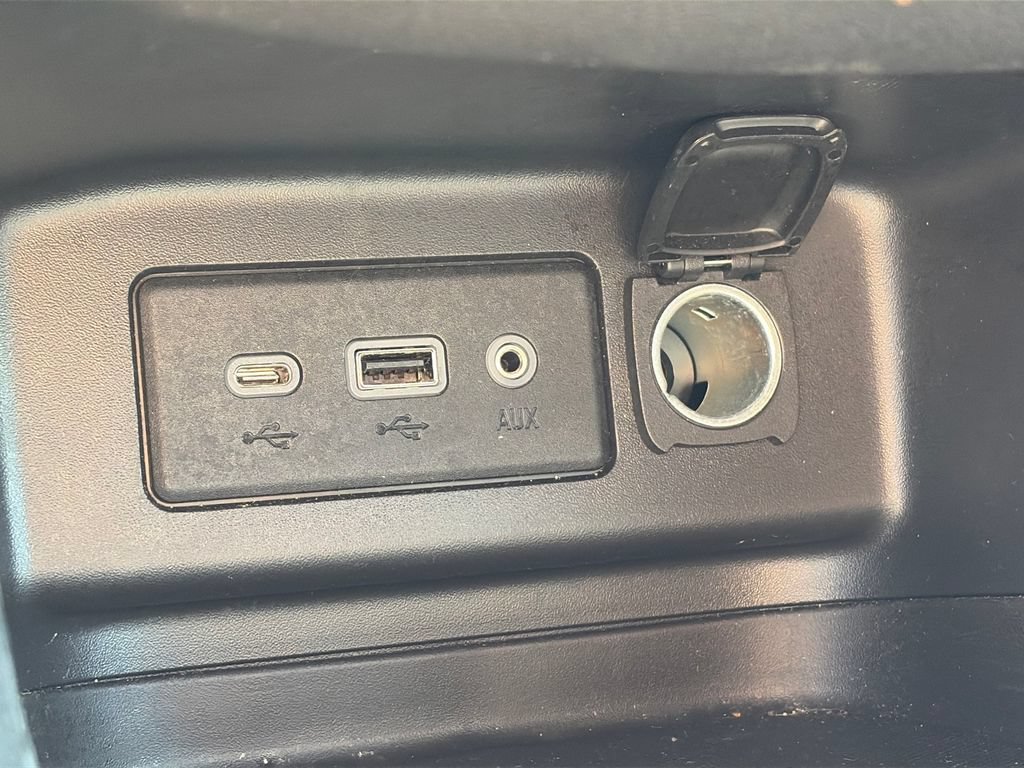 Used 2019 Chevrolet Equinox LT FWD image 22