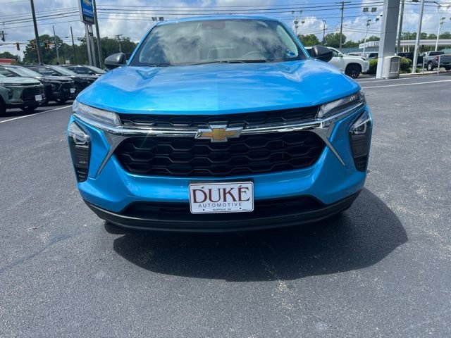 New 2026 Chevrolet Trax LS FWD image 21