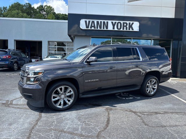 Used 2018 Chevrolet Suburban LT AWD/4WD image 57