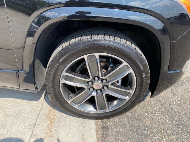 Used 2019 GMC Acadia Denali w/ Technology Package AWD/4WD image 16