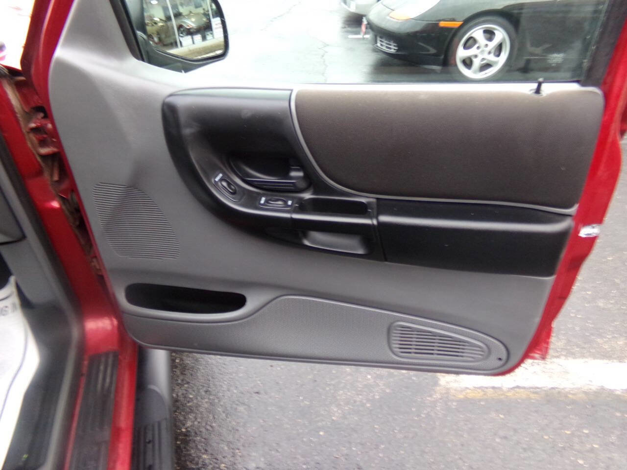 Used 2005 Ford Ranger XLT image 16