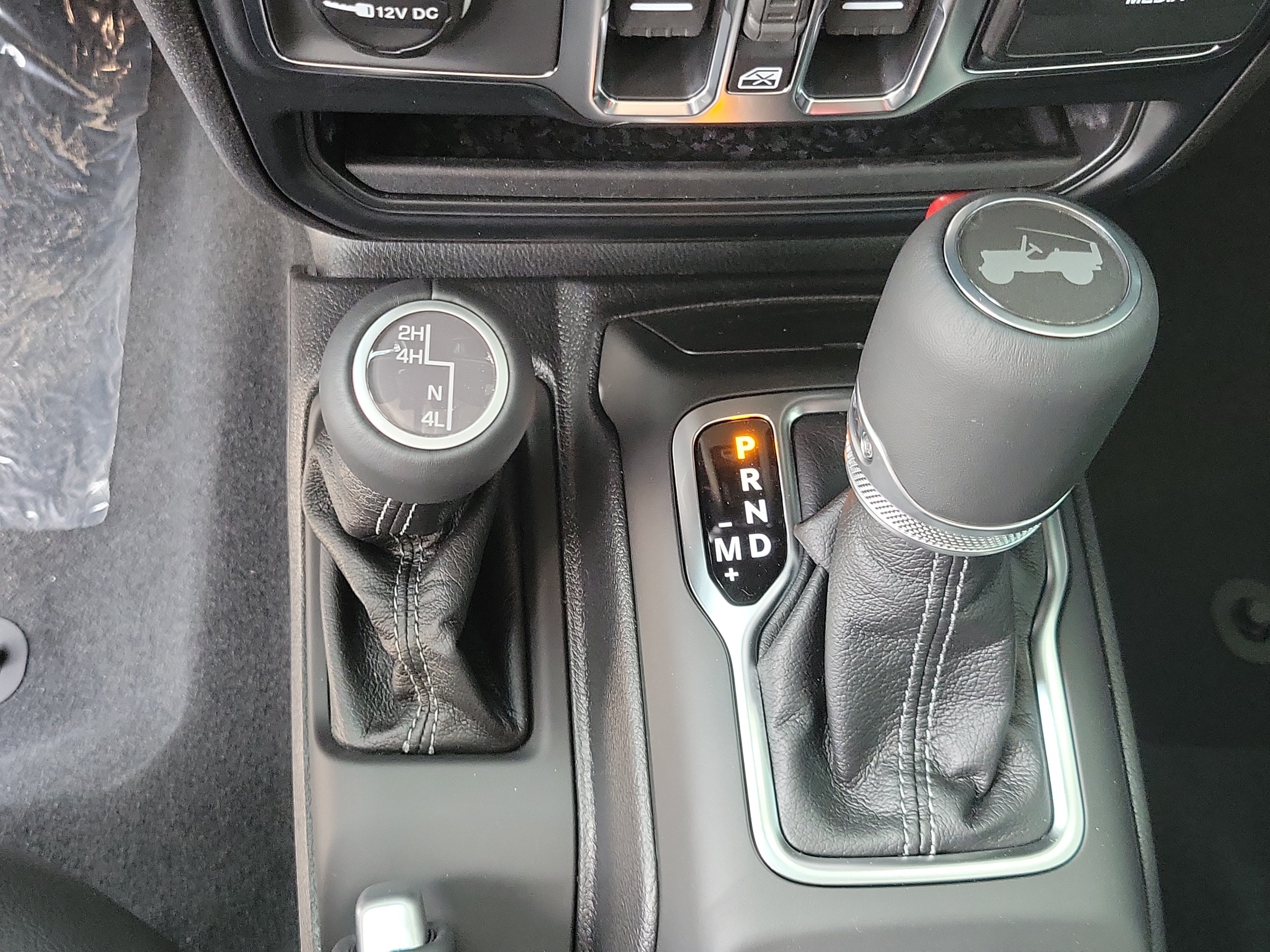 New 2026 Jeep Wrangler Unlimited Sahara AWD/4WD image 20