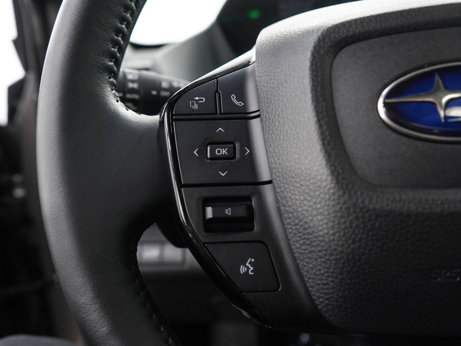 Used 2023 Subaru Solterra AWD image 26