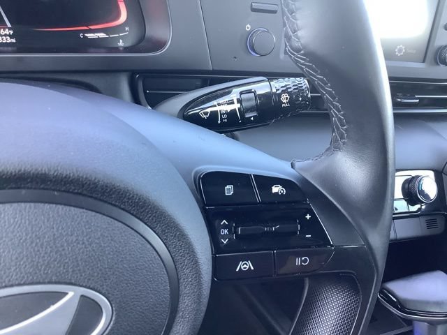 Used 2025 Hyundai Elantra Sport w/ Cargo Package FWD image 27