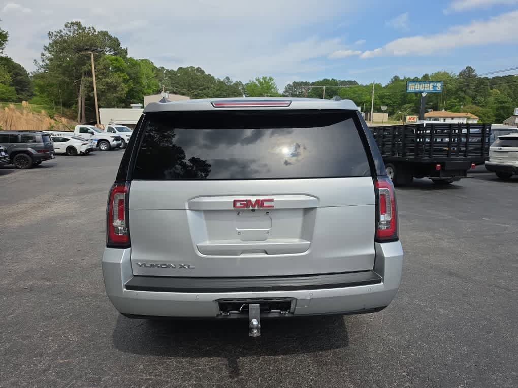 Used 2020 GMC Yukon XL SLT AWD/4WD image 4