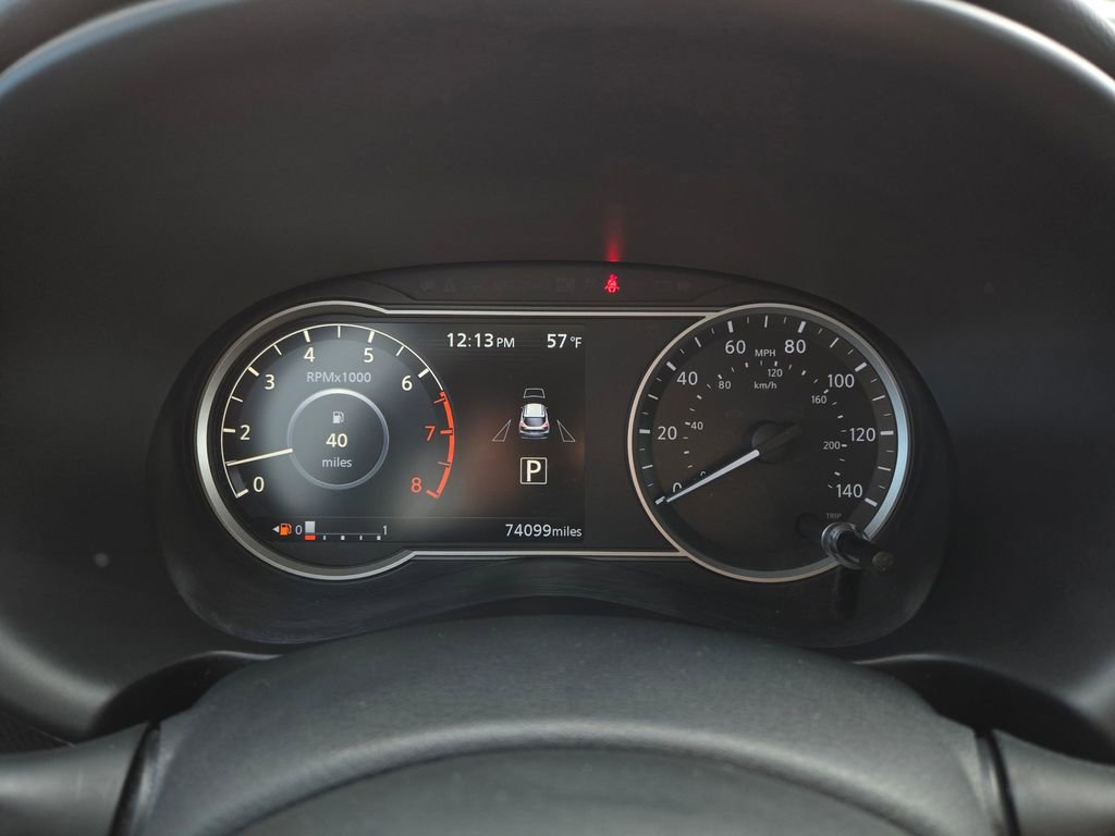 Used 2018 Nissan Kicks SV FWD image 16