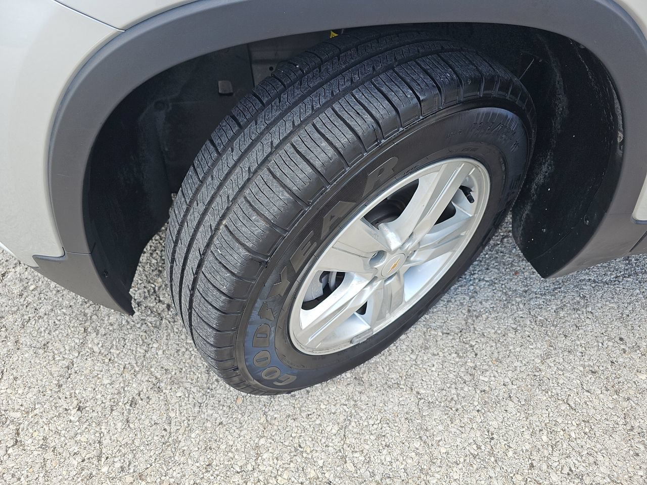 Used 2019 Chevrolet Trax LT w/ LT Convenience Package FWD image 36