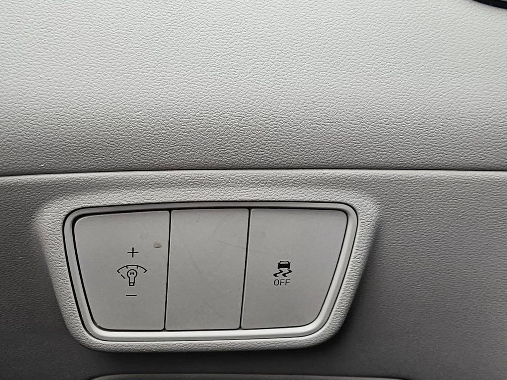 Certified 2023 Hyundai Tucson SE image 16