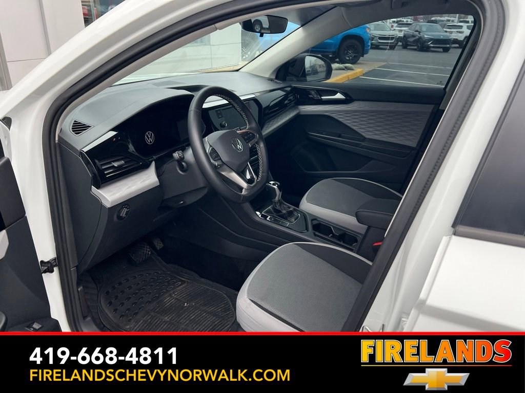 Used 2024 Volkswagen Taos S image 21