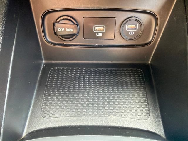 Used 2021 Hyundai Venue SEL FWD image 29
