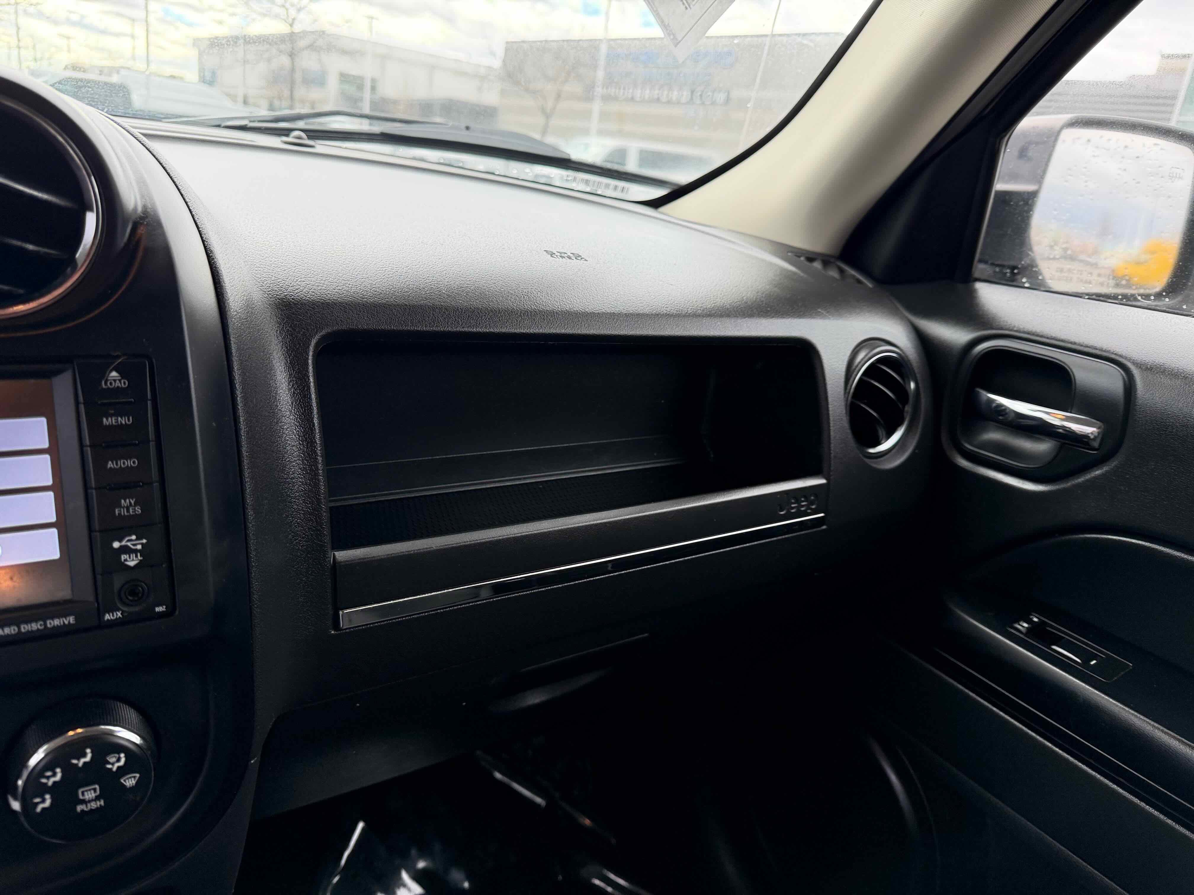 Used 2016 Jeep Patriot Latitude w/ Trailer Tow Prep Group image 22