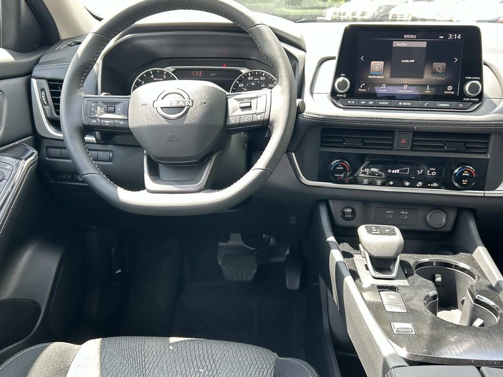 New 2026 Nissan Rogue SV FWD image 23