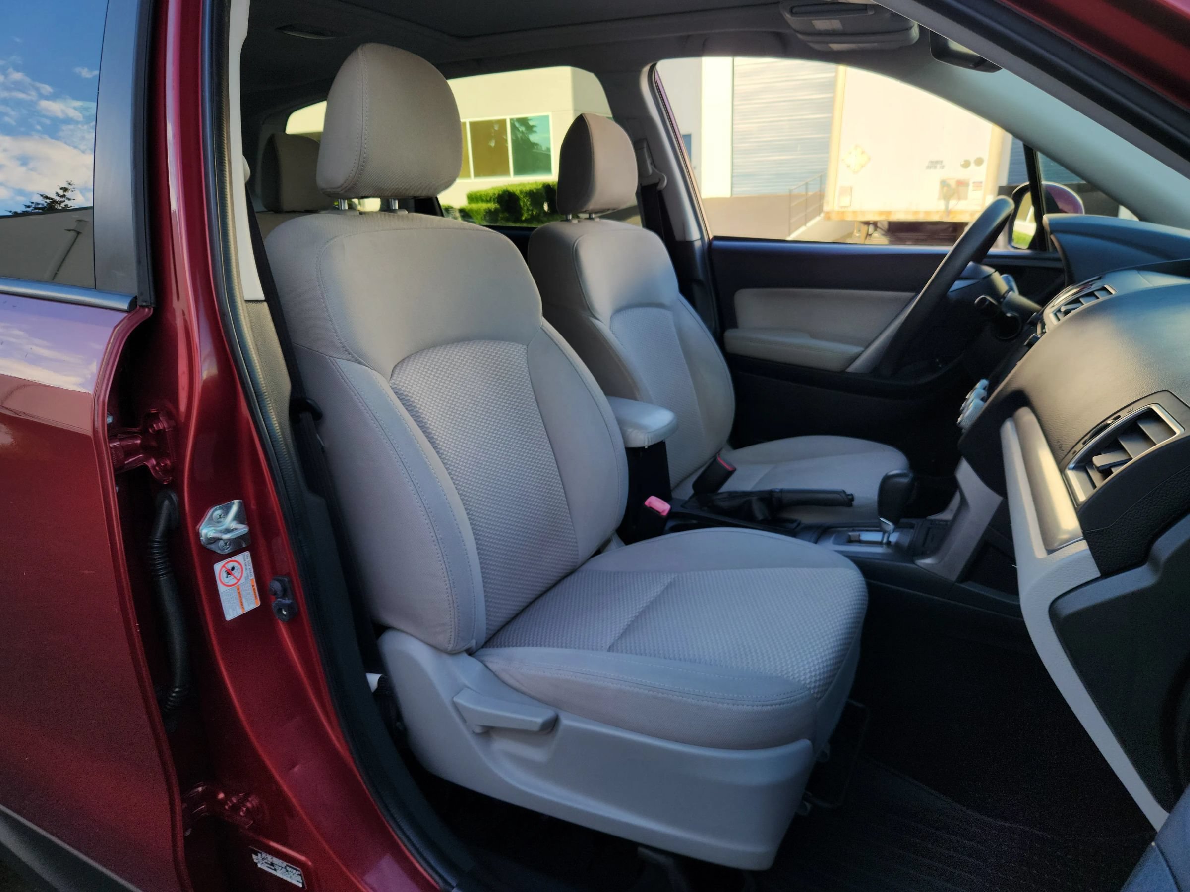 Used 2016 Subaru Forester 2.5i Premium w/ All-Weather Package AWD/4WD image 20