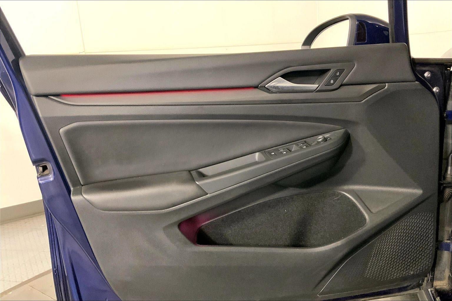 Used 2022 Volkswagen GTI SE image 24