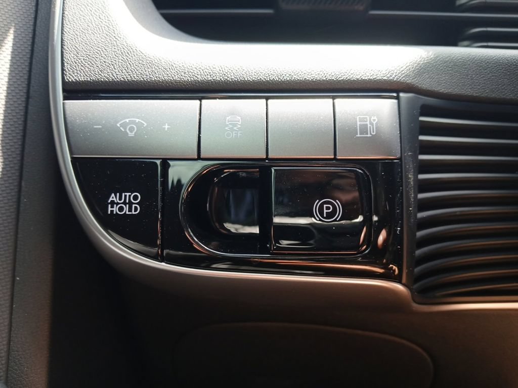 New 2026 Hyundai Ioniq 5 SE RWD image 19
