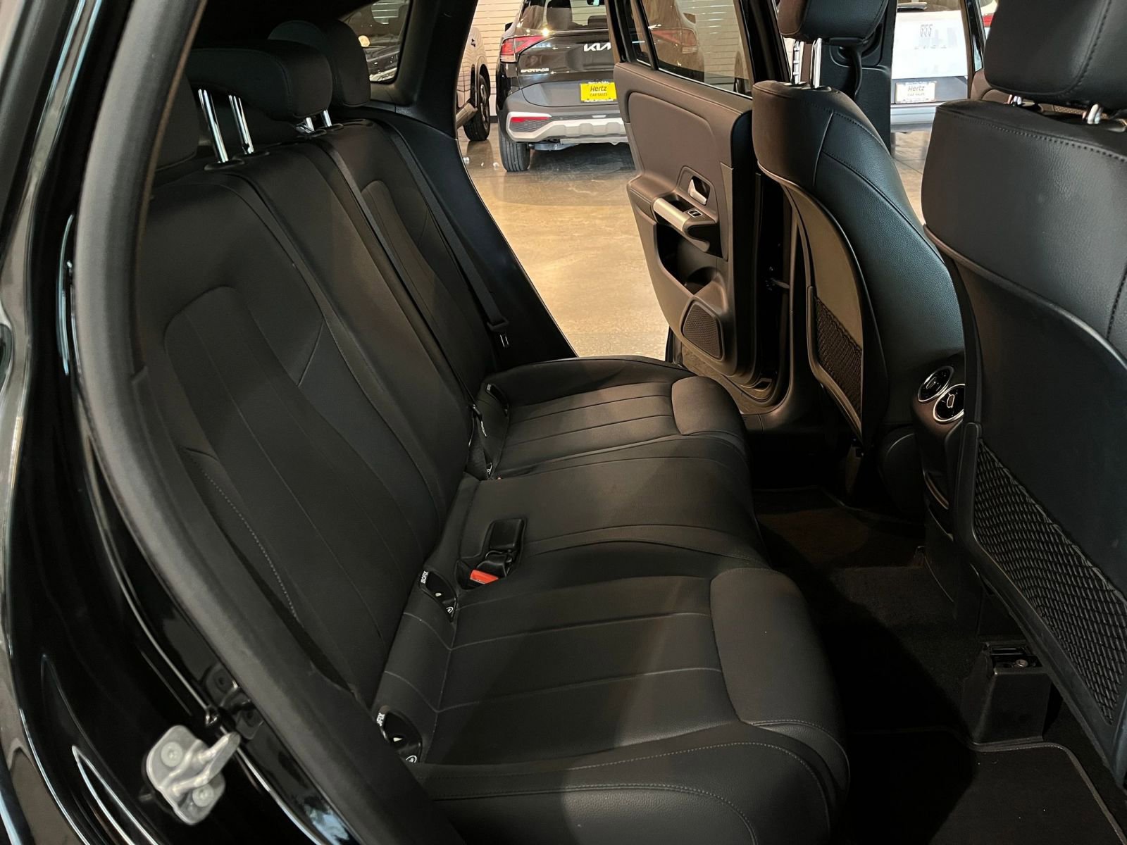 Used 2025 Mercedes-Benz GLA 250 image 38