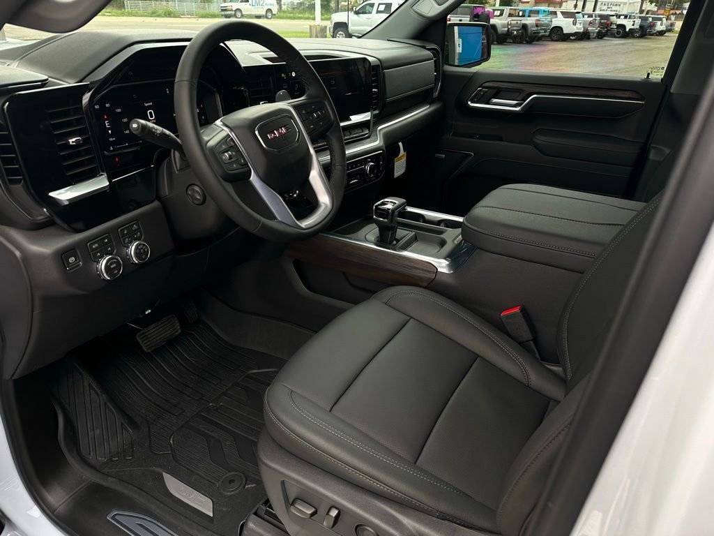 New 2026 GMC Sierra 1500 SLT w/ SLT Premium Package AWD/4WD image 9