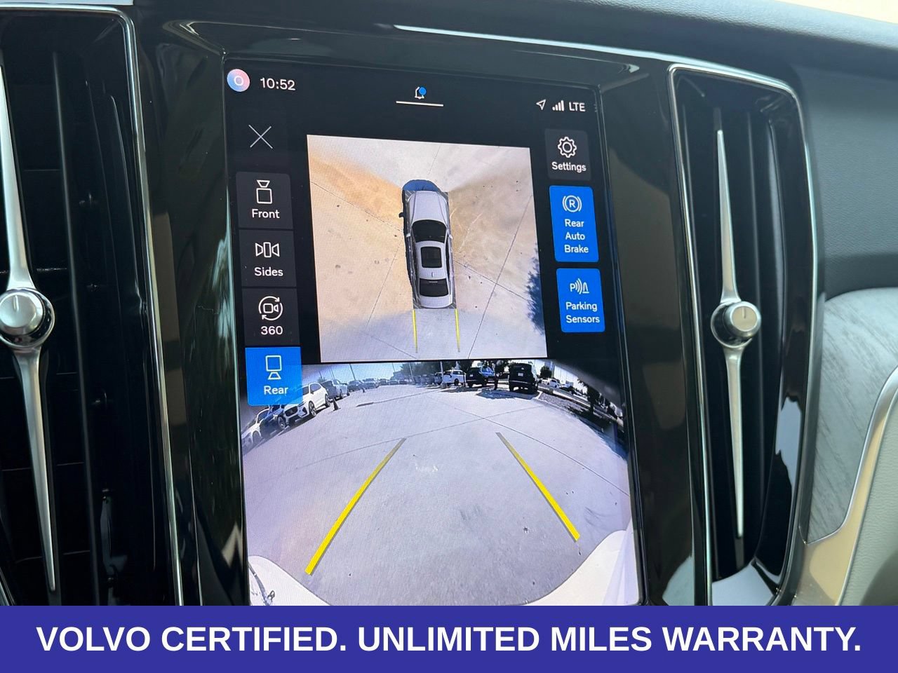 Certified 2024 Volvo S60 T8 Plus w/ Climate Package AWD/4WD image 27